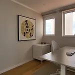 Sea View, 2 Bedroom Terrace & Garage In Sao Domingos | By Airnest Lägenhet São Domingos de Rana