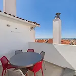 Sea View, 2 Bedroom Terrace & Garage In Sao Domingos | By Airnest Lägenhet