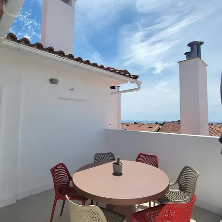 Sea View, 2 Bedroom Terrace & Garage In Sao Domingos | By Airnest Appartamento