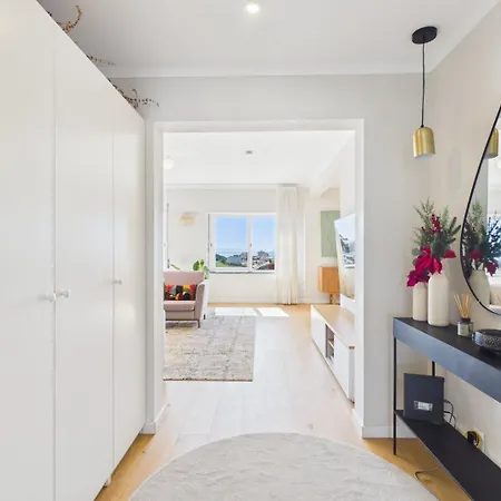 Lejlighed Sea View, 2 Bedroom Terrace & Garage In Sao Domingos | By Airnest *