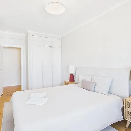 Apartmán Sea View, 2 Bedroom Terrace & Garage In Sao Domingos | By Airnest São Domingos de Rana