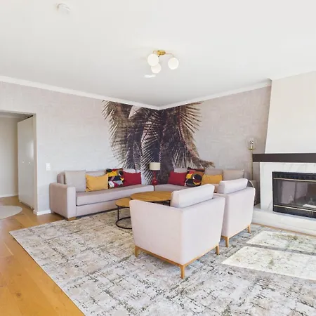 Apartmán Sea View, 2 Bedroom Terrace & Garage In Sao Domingos | By Airnest São Domingos de Rana