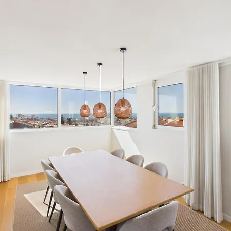 Sea View, 2 Bedroom Terrace & Garage In Sao Domingos | By Airnest * São Domingos de Rana