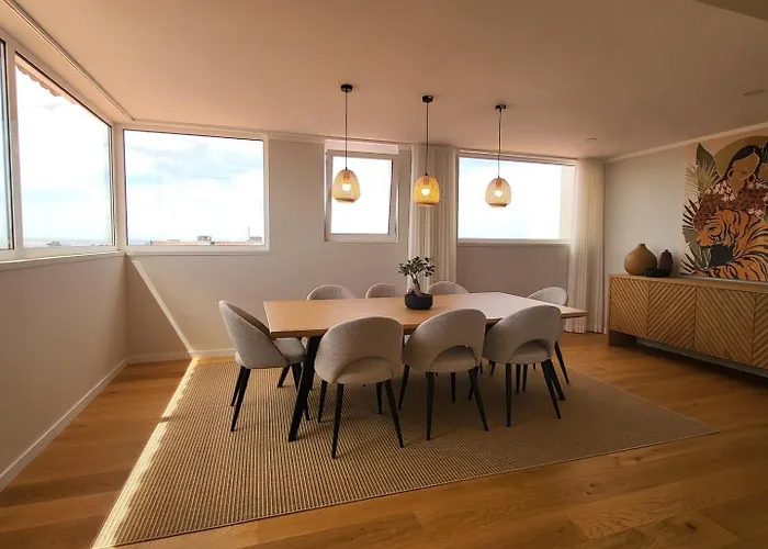 Lejlighed Sea View, 2 Bedroom Terrace & Garage In Sao Domingos | By Airnest *