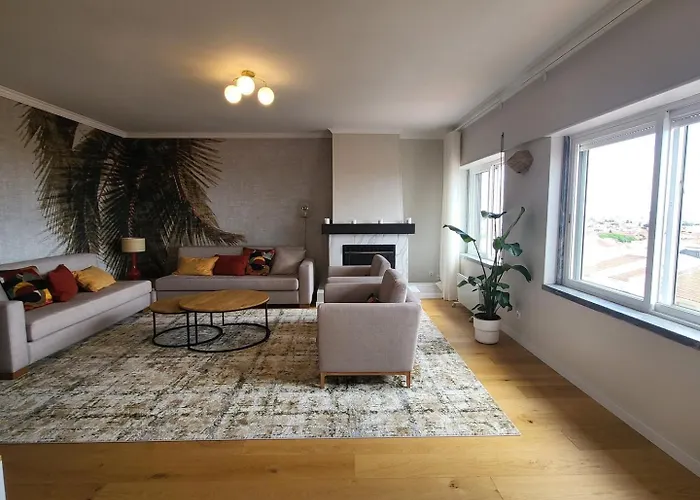 Lejlighed Sea View, 2 Bedroom Terrace & Garage In Sao Domingos | By Airnest
