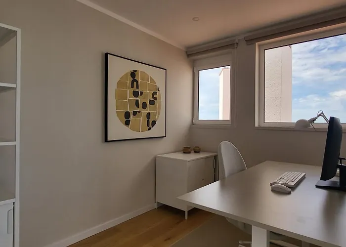 Sea View, 2 Bedroom Terrace & Garage In Sao Domingos | By Airnest * ساو دومينغوس دي رانا