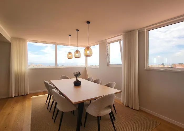 Sea View, 2 Bedroom Terrace & Garage In Sao Domingos | By Airnest * São Domingos de Rana
