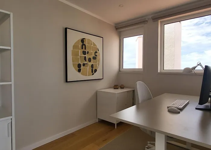 Sea View, 2 Bedroom Terrace & Garage In Sao Domingos | By Airnest Lejlighed São Domingos de Rana