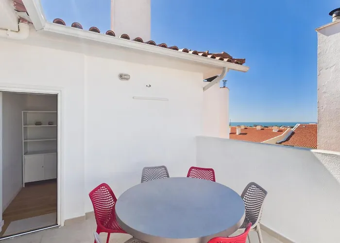 Sea View, 2 Bedroom Terrace & Garage In Sao Domingos | By Airnest Lejlighed São Domingos de Rana