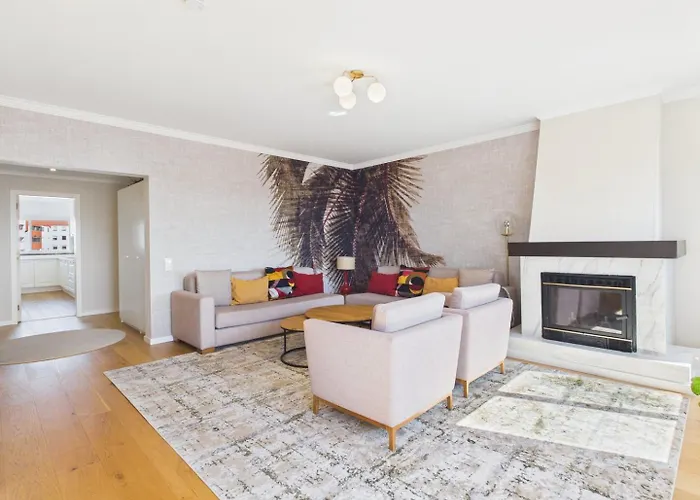 Lejlighed Sea View, 2 Bedroom Terrace & Garage In Sao Domingos | By Airnest São Domingos de Rana