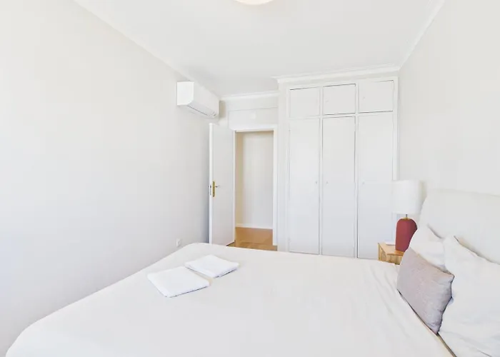 Sea View, 2 Bedroom Terrace & Garage In Sao Domingos | By Airnest